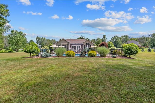 21 Donovan Drive, Oswego, NY 13126