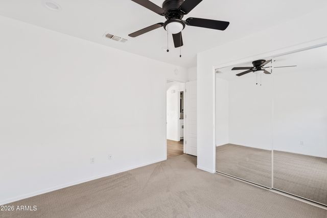 6536 W DESERT HOLLOW Drive, Phoenix, AZ 85083