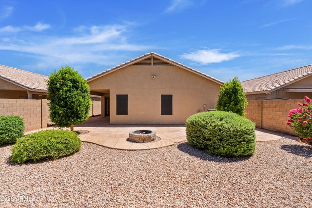 6536 W DESERT HOLLOW Drive, Phoenix, AZ 85083