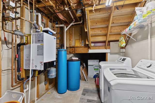 270 14 Mile Road NW, Sparta, MI 49345