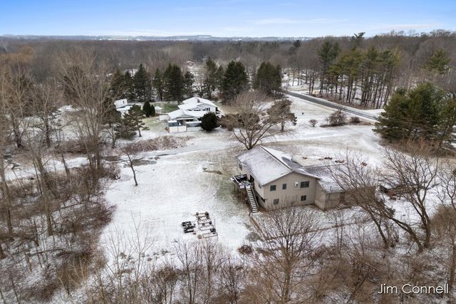 270 14 Mile Road NW, Sparta, MI 49345