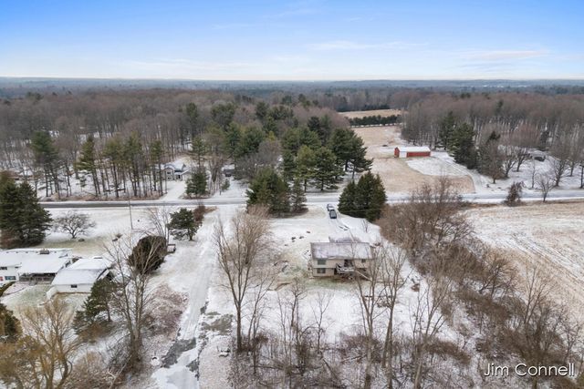 270 14 Mile Road NW, Sparta, MI 49345