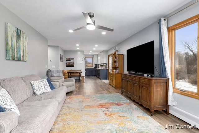 270 14 Mile Road NW, Sparta, MI 49345