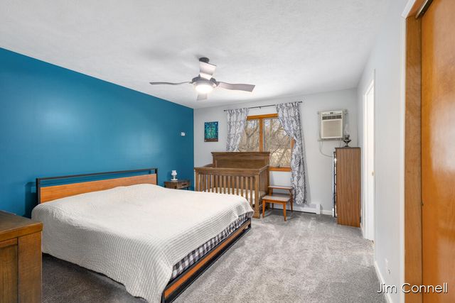 270 14 Mile Road NW, Sparta, MI 49345