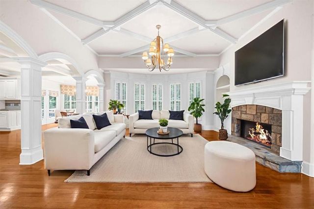 4703 Grandview Parkway, Flowery Branch, GA 30542