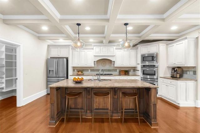 4703 Grandview Parkway, Flowery Branch, GA 30542
