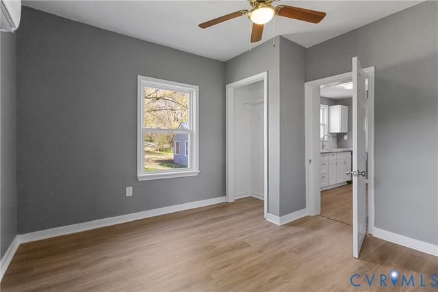 8464 Shady Grove Rd, Mechanicsville, VA 23116