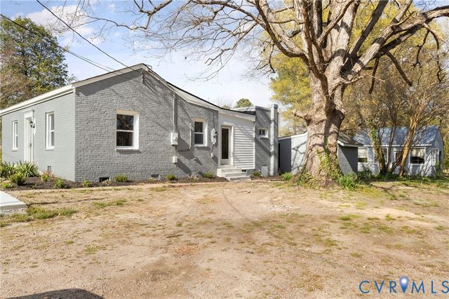 8464 Shady Grove Rd, Mechanicsville, VA 23116