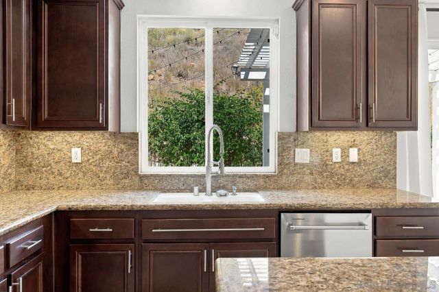 3805 Sacramento, La Mesa, CA 91941