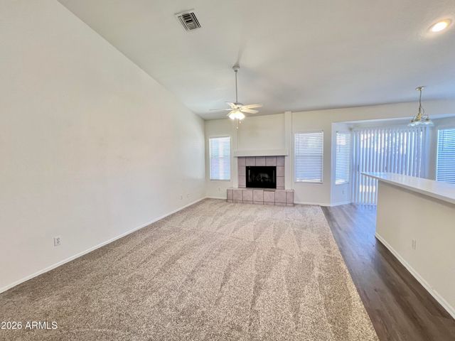 6910 E MADERO Avenue, Mesa, AZ 85209