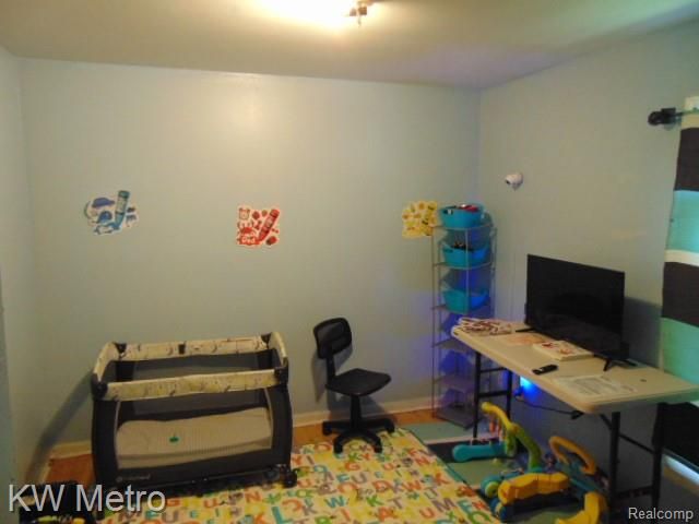445 Navahoe Street, Detroit, MI 48215