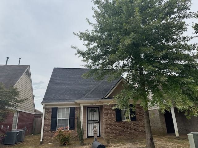 10225 STERLING RIDGE DR, Cordova, TN 38018