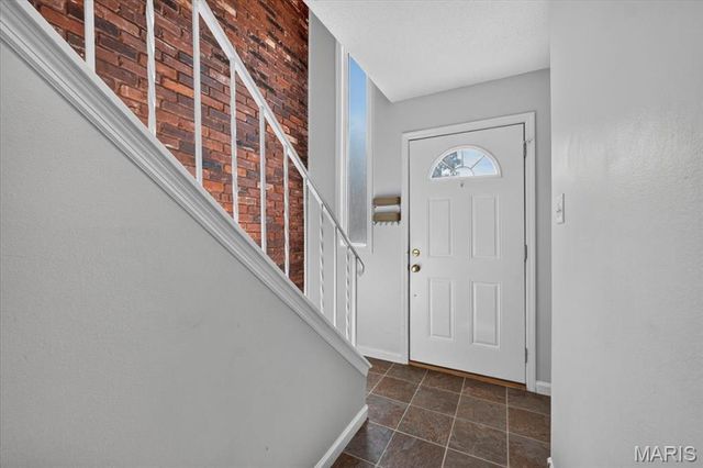 1107 Rue La Chelle Walk 1107, St Louis, MO 63141