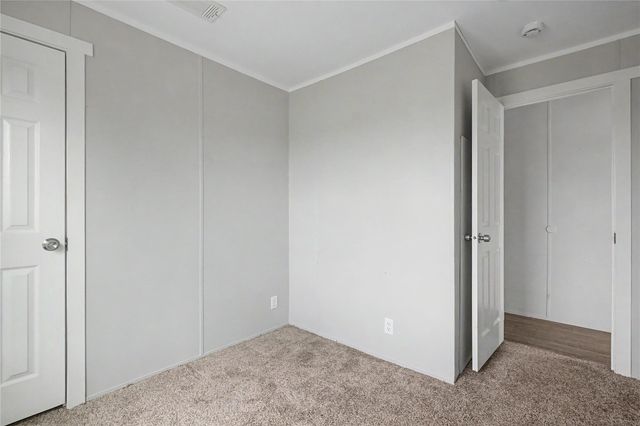 656 Road 57071, Cleveland, TX 77327