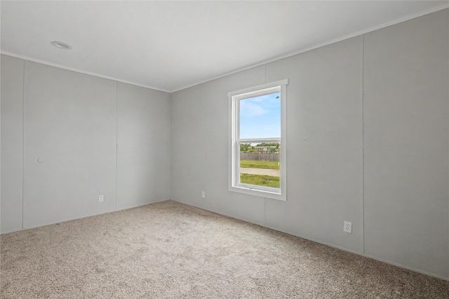 656 Road 57071, Cleveland, TX 77327
