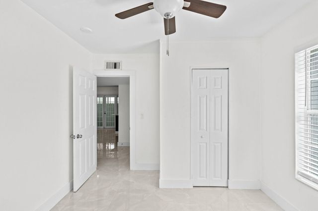 4324 Garden Avenue, West Palm Beach, FL 33405
