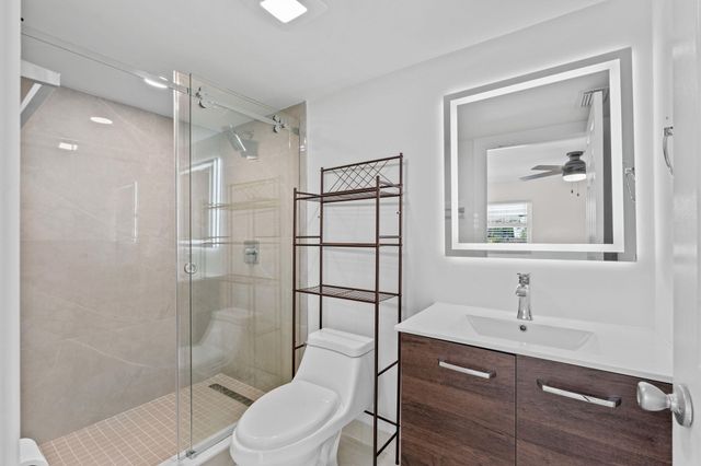 4324 Garden Avenue, West Palm Beach, FL 33405