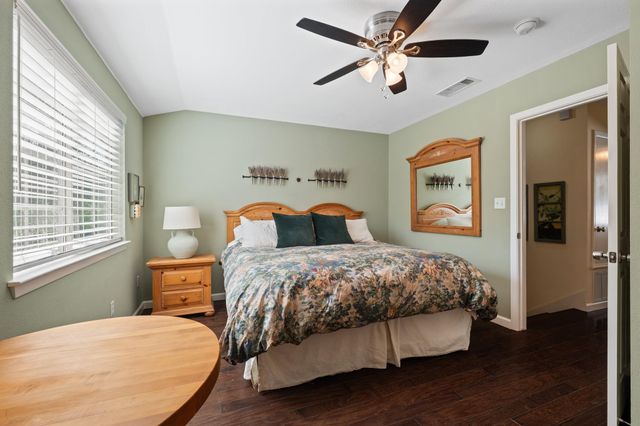2101 Polaris Ave 7, Austin, TX 78757