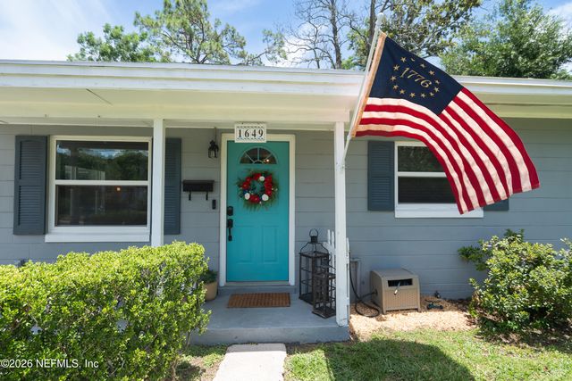 1649 GRIFLET Road, Jacksonville, FL 32211