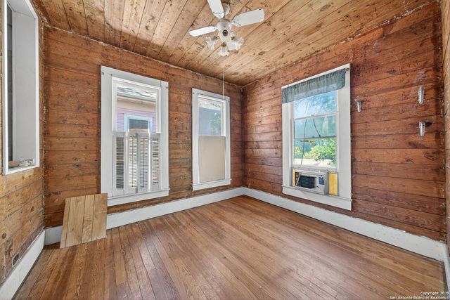 433 W Woodlawn Ave, San Antonio, TX 78212