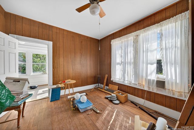 433 W Woodlawn Ave, San Antonio, TX 78212