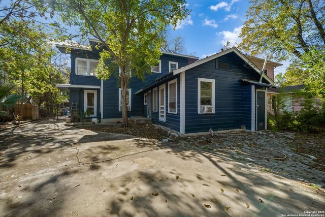 433 W Woodlawn Ave, San Antonio, TX 78212
