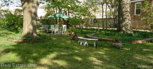 400 Stratford Road, Ferndale, MI 48220