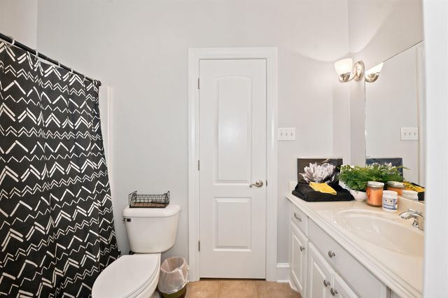 200 W Hillcrest Drive, Alexander, AR 72002
