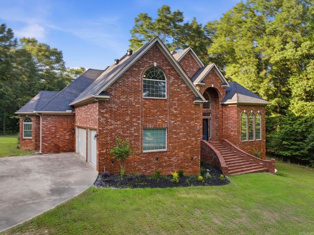 200 W Hillcrest Drive, Alexander, AR 72002
