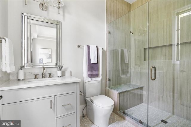 1515 CRESTWOOD LN, Mclean, VA 22101