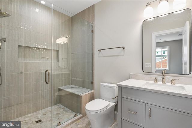 1515 CRESTWOOD LN, Mclean, VA 22101