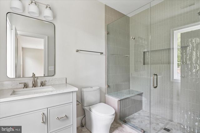 1515 CRESTWOOD LN, Mclean, VA 22101