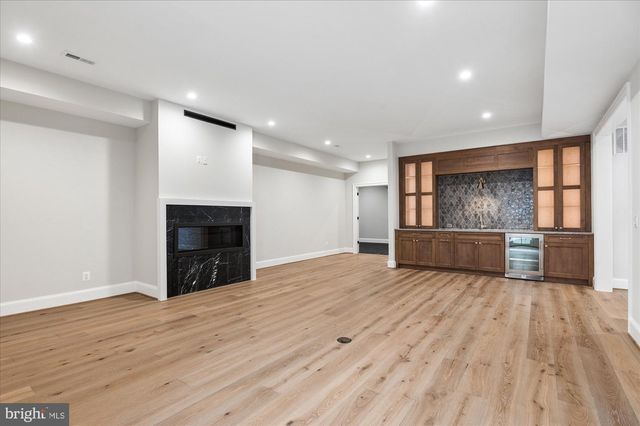 1515 CRESTWOOD LN, Mclean, VA 22101