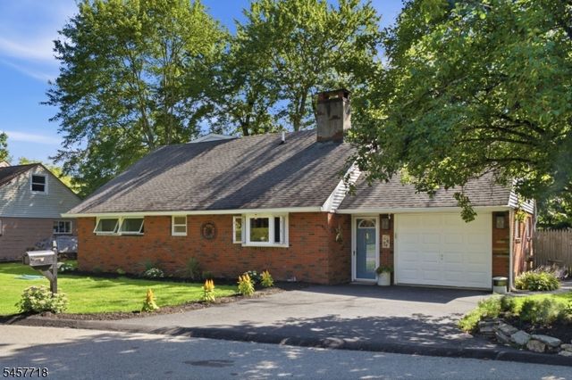 49 Oslo Dr, Rockaway Twp., NJ 07866