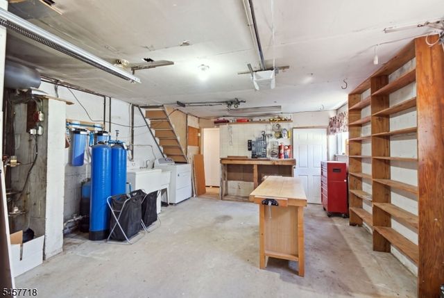 49 Oslo Dr, Rockaway Twp., NJ 07866