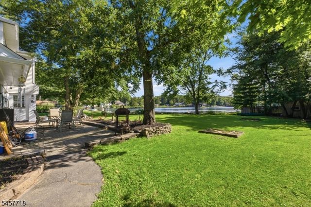 49 Oslo Dr, Rockaway Twp., NJ 07866