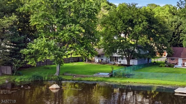 49 Oslo Dr, Rockaway Twp., NJ 07866