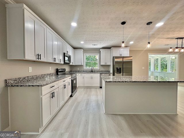 115 Creekside Lane, Covington, GA 30016