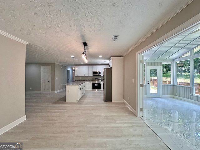 115 Creekside Lane, Covington, GA 30016