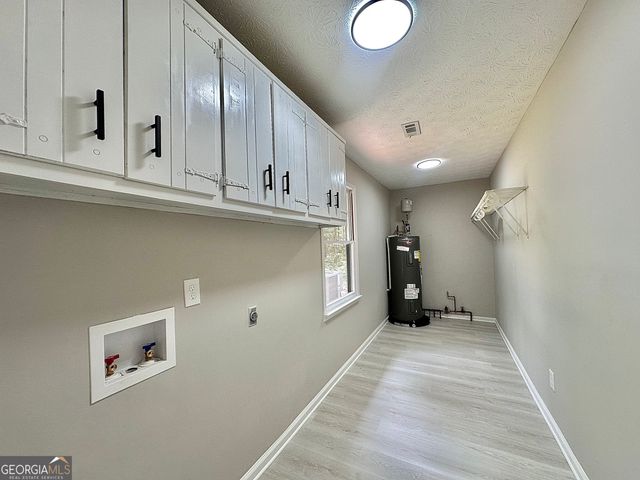 115 Creekside Lane, Covington, GA 30016