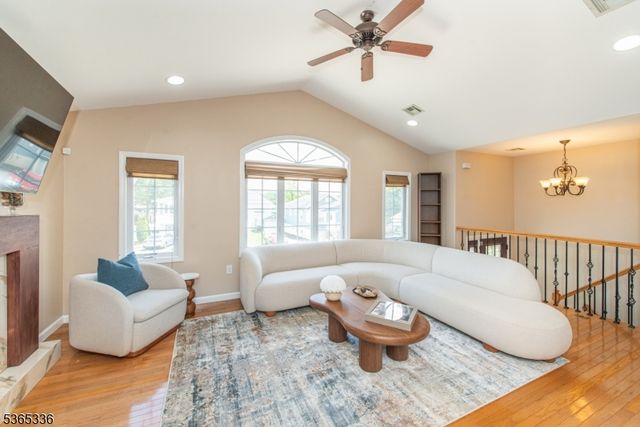 70 Harding Ave, Clark Twp., NJ 07066