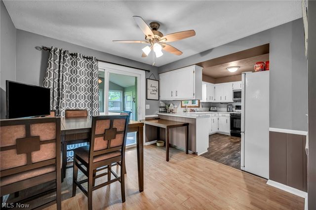 6321 Cardinal Hill NW, North Canton, OH 44720