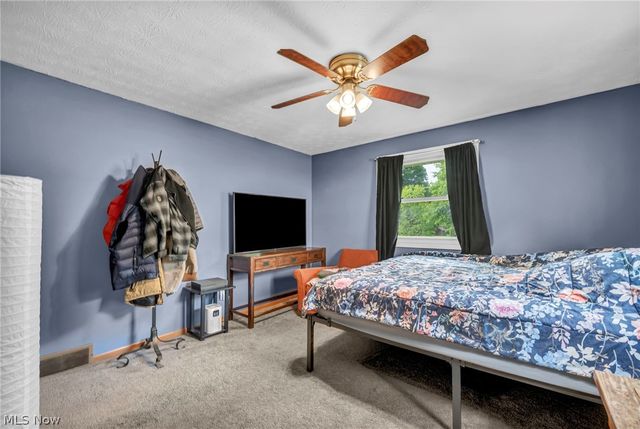 6321 Cardinal Hill NW, North Canton, OH 44720