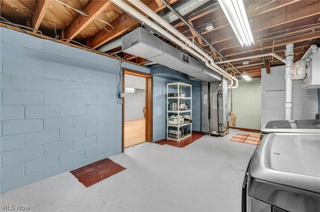 6321 Cardinal Hill NW, North Canton, OH 44720