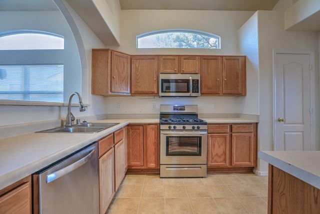 3853 Tranquil Meadows Drive NE, Rio Rancho, NM 87144