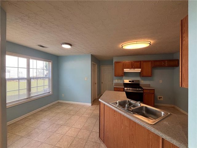 3287 Baymount Way, Lawrenceville, GA 30043