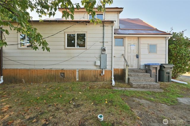 917 Cogean, Bremerton, WA 98337