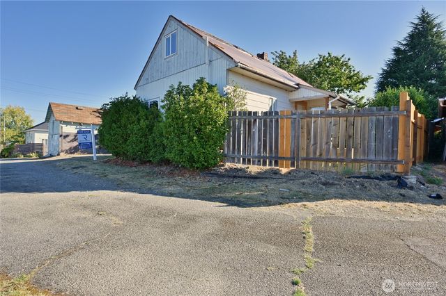 917 Cogean, Bremerton, WA 98337