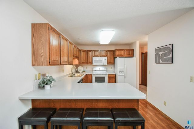 4601 S Oxbow Ave Avenue 205, Sioux Falls, SD 57106