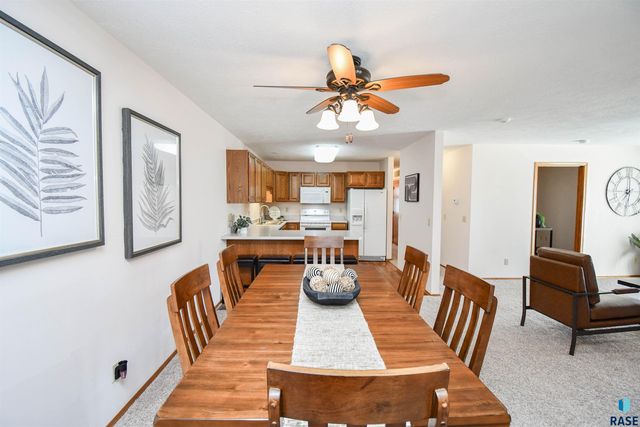 4601 S Oxbow Ave Avenue 205, Sioux Falls, SD 57106